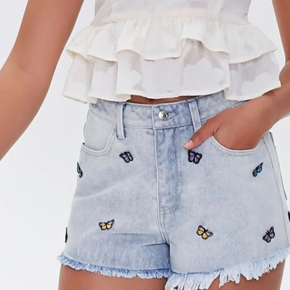 F21 Butterfly High Rise Raw Hem Bootie‎ Shorts